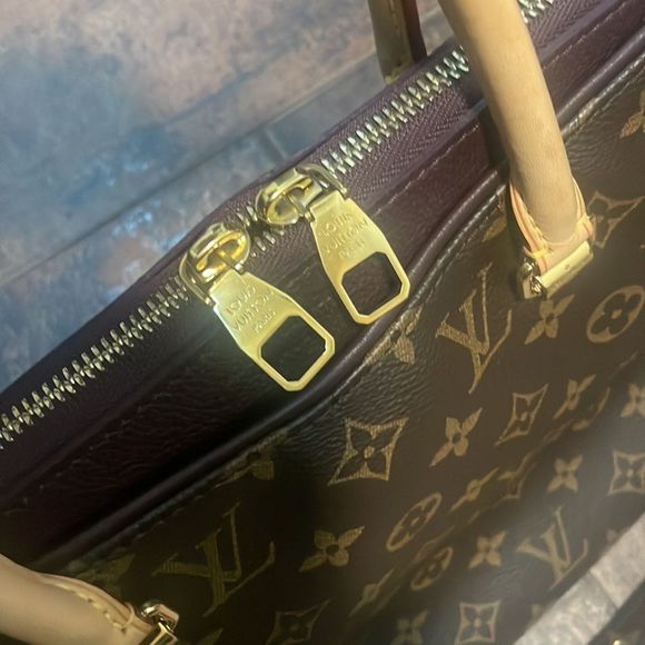 Authentic Louis Vuitton Paris Made In France Pallas M40908 Handbag purse Satchel - Picture 13 of 14